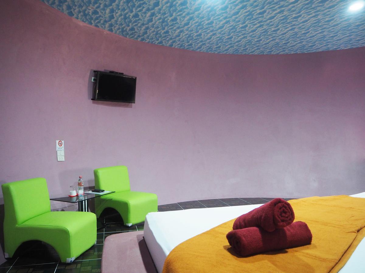 Motel Fruit House Pattaya Bang Lamung Esterno foto