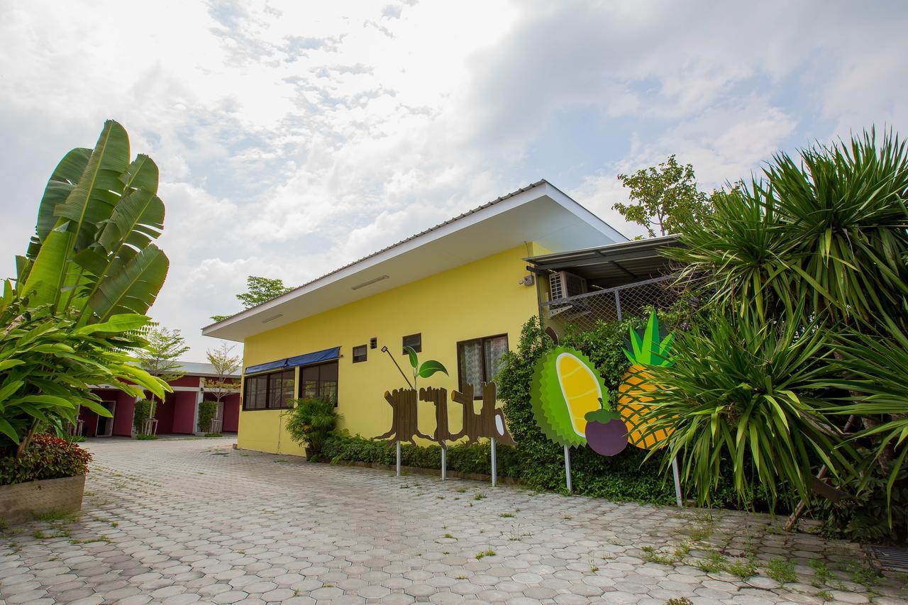 Motel Fruit House Pattaya Bang Lamung Esterno foto